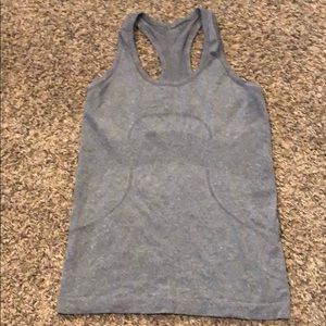 Lululemon run swiftly tank size 6